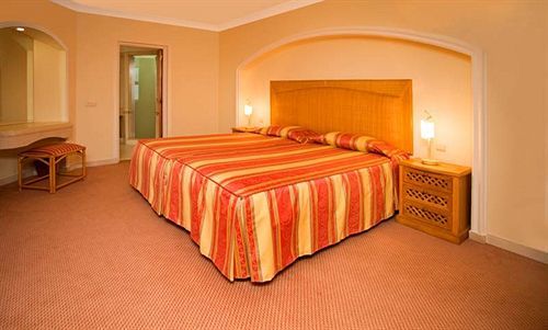 Отель Four Seasons Fairways Кинта-до-Лаго Экстерьер фото